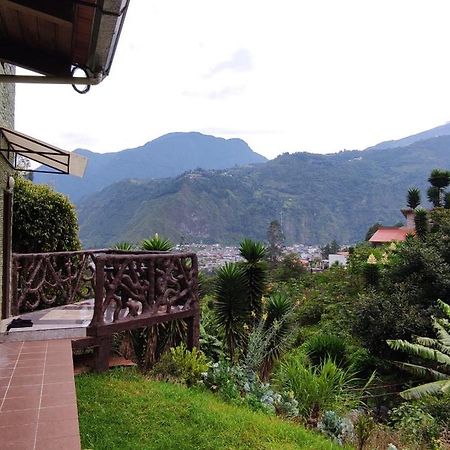 "Casa Verde" En Banos De Agua Santa Con Vista Al Volcan Tungurahua Екстериор снимка